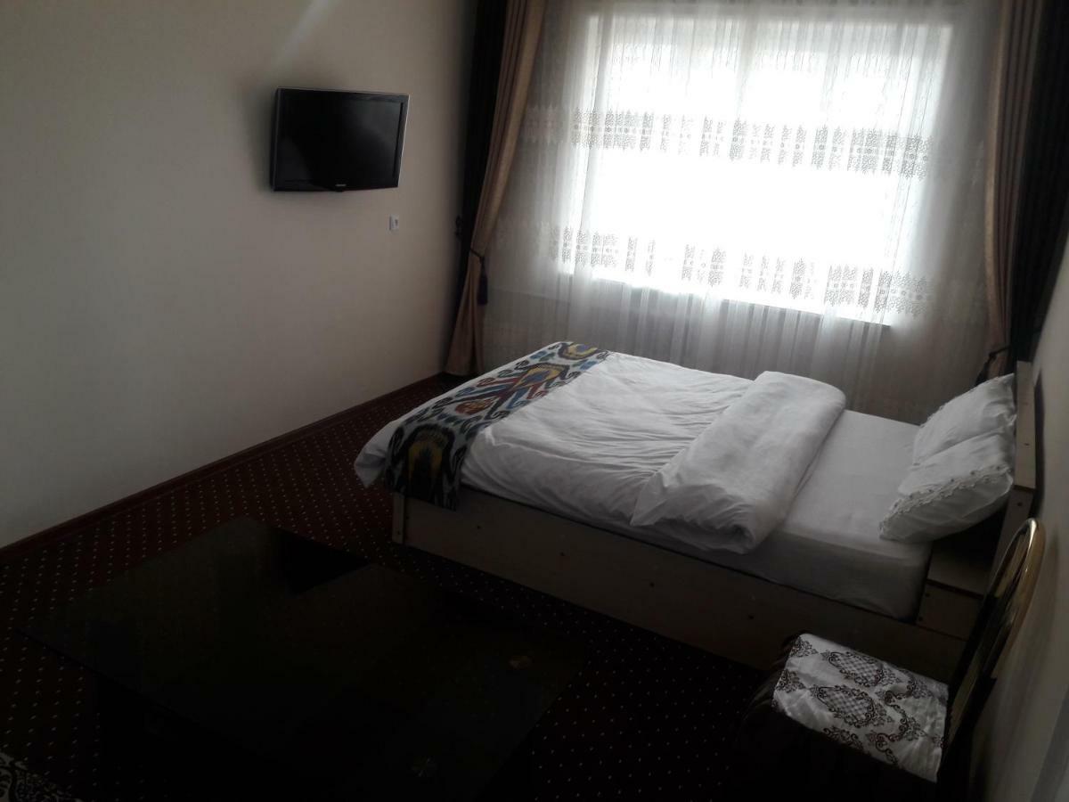 Manzur Apartment เฟอร์กานา ภายนอก รูปภาพ