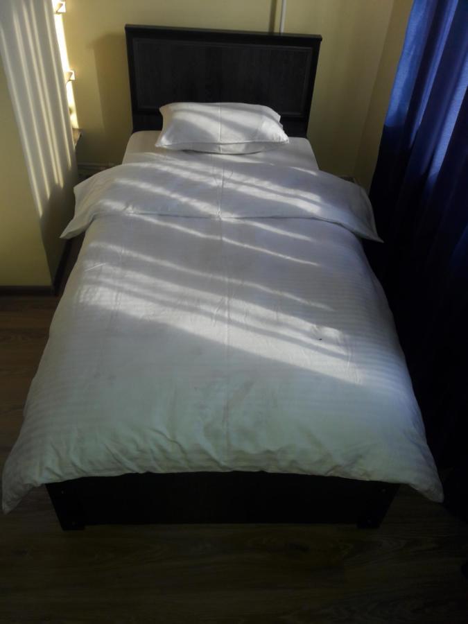 Manzur Apartment เฟอร์กานา ภายนอก รูปภาพ