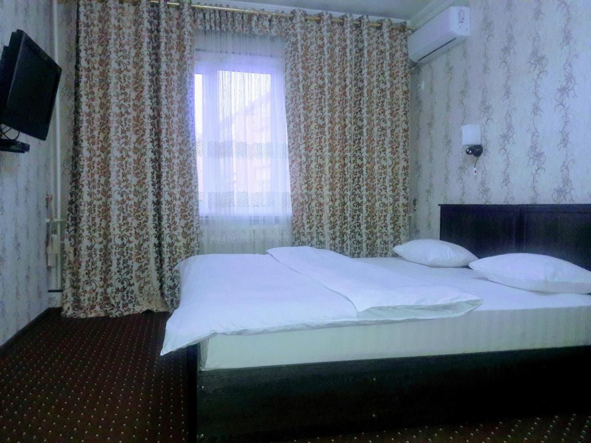 Manzur Apartment เฟอร์กานา ภายนอก รูปภาพ